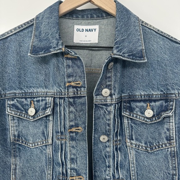 Old Navy Women's S- Denim Jacket Blue Medium Wash Lightly Distressed 100% Cotton - Picture 3 of 9